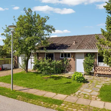 Feriehus Pet Friendly In With Kitchen *