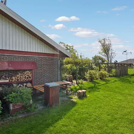 Pet Friendly In With Kitchen Thisted